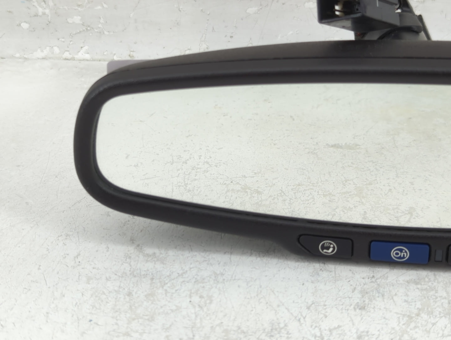 2013-2019 Chevrolet Sonic Interior Rear View Mirror Replacement OEM P/N:A046070 Fits OEM Used Auto Parts - Oemusedautoparts1