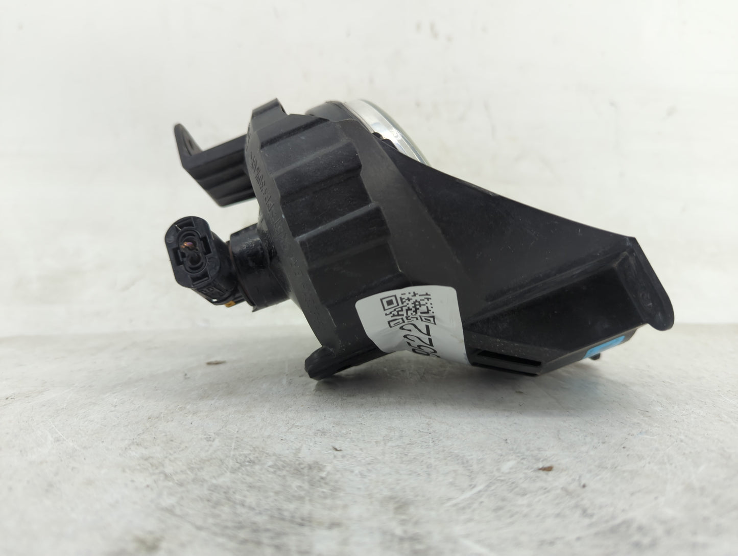 2012-2016 Chevrolet Sonic Passenger Right Oem Front Light Lamp - Oemusedautoparts1.com
