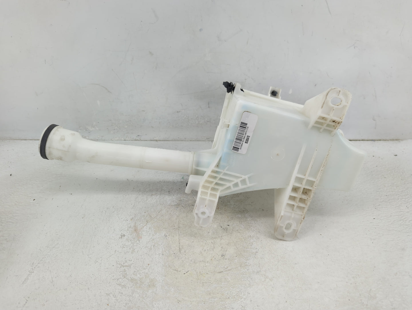 2012-2019 Chevrolet Sonic Windshield Washer Fluid Reservoir Bottle Oem - Oemusedautoparts1.com