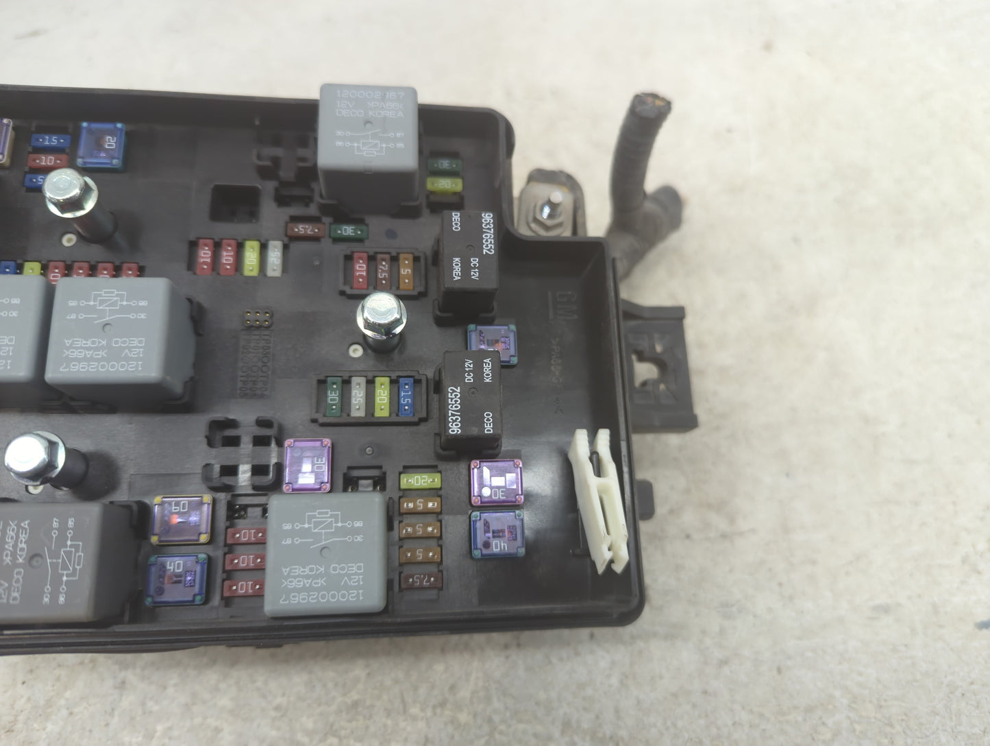 2012-2016 Chevrolet Sonic Fusebox Fuse Box Panel Relay Module P/N:95383539 Fits Fits 2012 2013 2014 2015 2016 OEM Used Auto 
