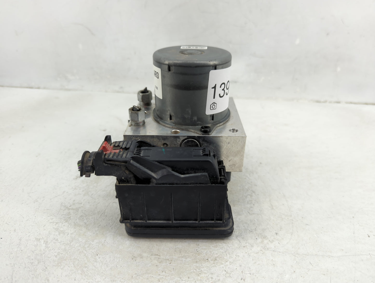 2015-2016 Chevrolet Sonic ABS Pump Control Module Replacement P/N:94781825 Fits Fits 2015 2016 OEM Used Auto Parts - Oemused