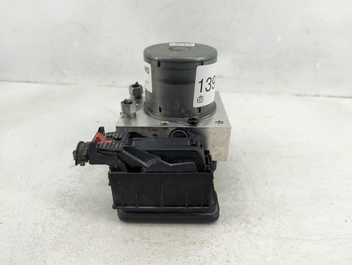 2015-2016 Chevrolet Sonic Anti-Lock Brake ABS Pump Module Actuator OEM P/N:94781825 Fits Fits 2015 2016 OEM Used Auto Parts 
