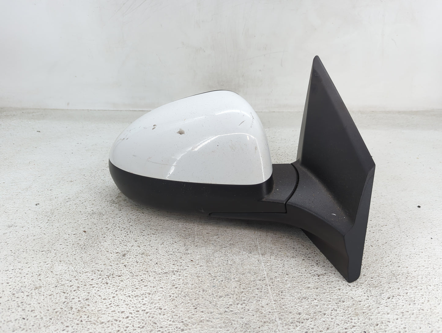 2012-2019 Chevrolet Sonic Passenger Side View Mirror - Right Door Mirror OEM Used - Oemusedautoparts1.com
