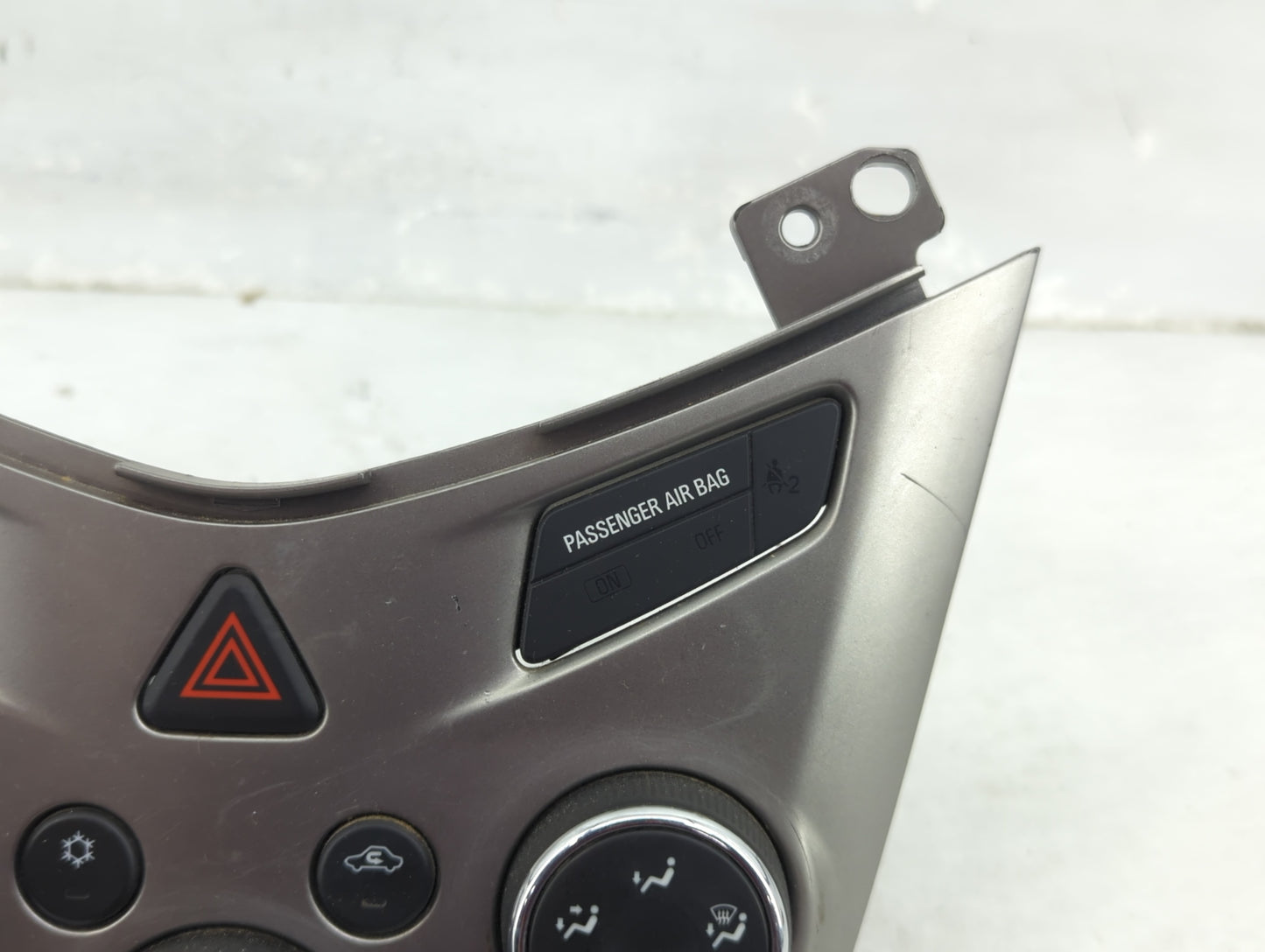 2015-2016 Chevrolet Sonic Climate Control Module Temperature AC/Heater Replacement P/N:94781800 3239800000000X Fits Fits 201