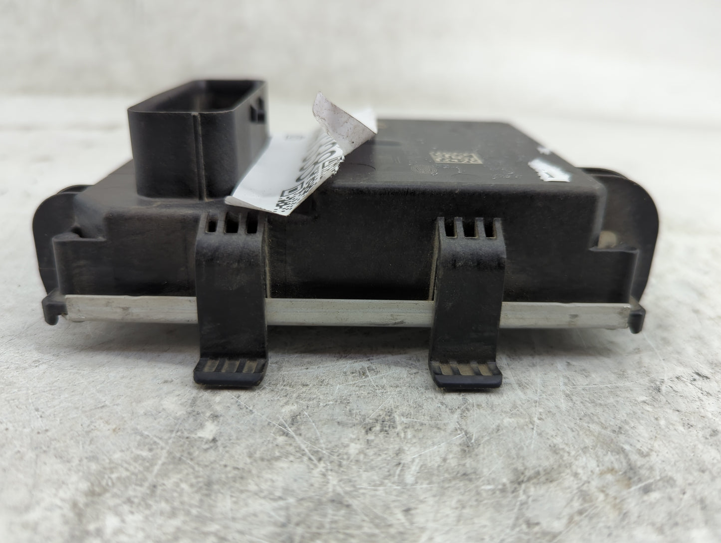 2015-2019 Chevrolet Sonic Body Control Module Bcm Inner Cabin Fuse Box - Oemusedautoparts1.com