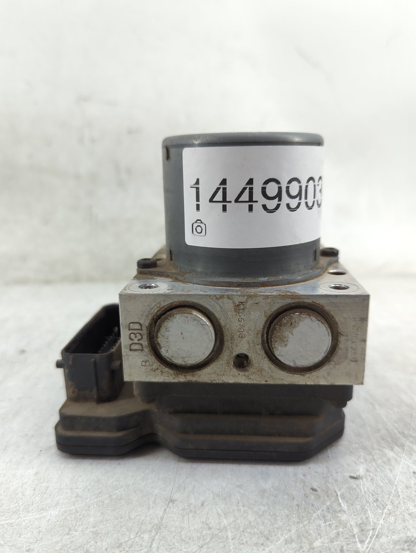 2015-2016 Chevrolet Sonic ABS Pump Control Module Replacement P/N:94781825 Fits Fits 2015 2016 OEM Used Auto Parts - Oemused