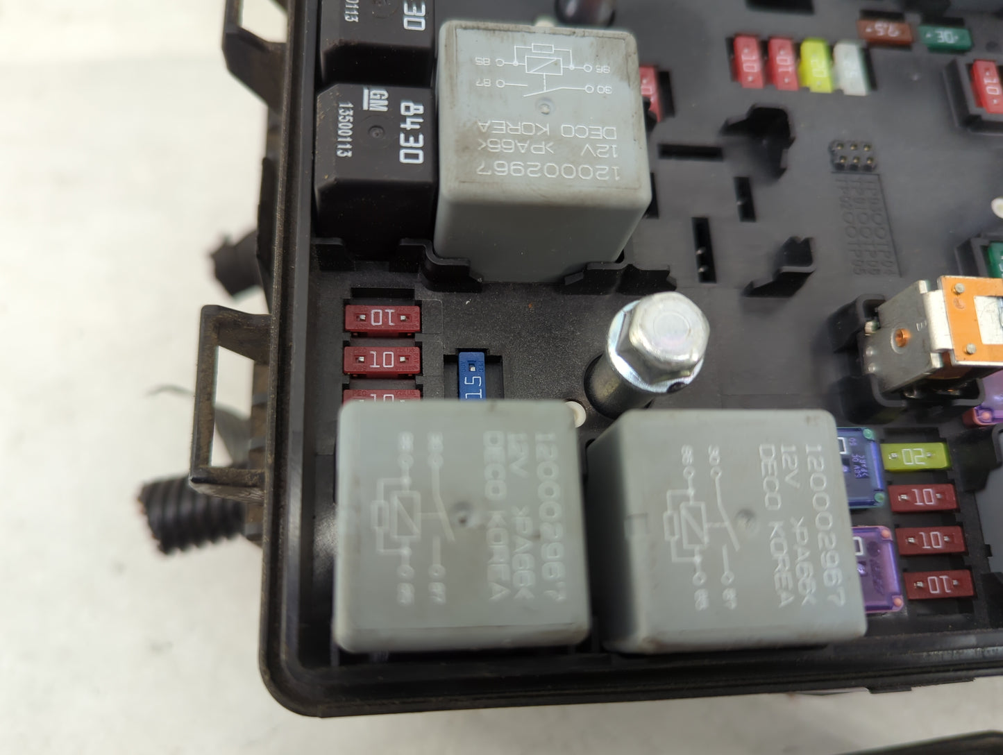 2014-2016 Chevrolet Sonic Fusebox Fuse Box Panel Relay Module P/N:95383537 Fits Fits 2014 2015 2016 OEM Used Auto Parts - Oe