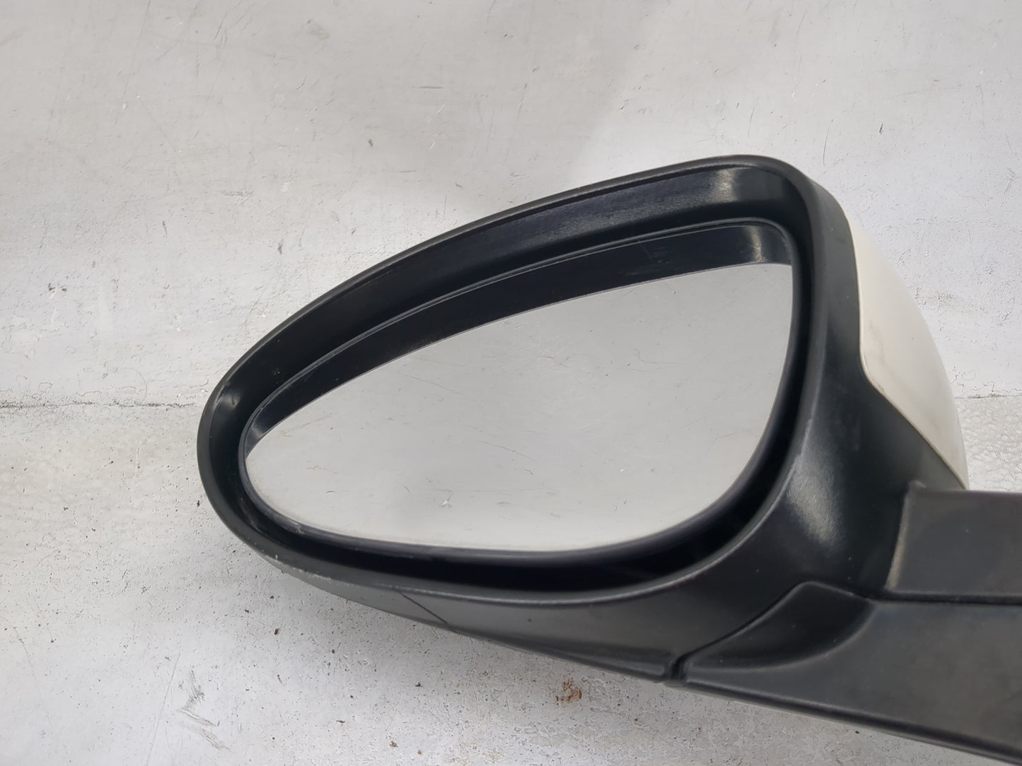 2012-2019 Chevrolet Sonic Driver Side View Mirror - Left Door Mirror OEM Used - Oemusedautoparts1.com