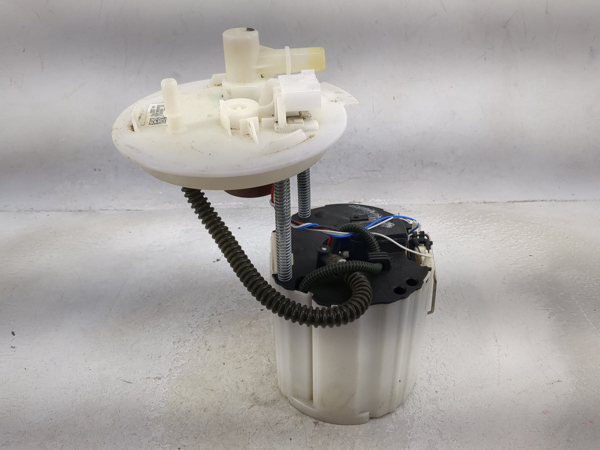 2012-2017 Chevrolet Sonic Electrical Gas Fuel Pump Assembly 1492952 - Oemusedautoparts1.com