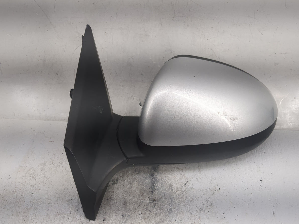 2012-2019 Chevrolet Sonic Driver Side View Mirror - Left Door Mirror OEM Used - Oemusedautoparts1.com