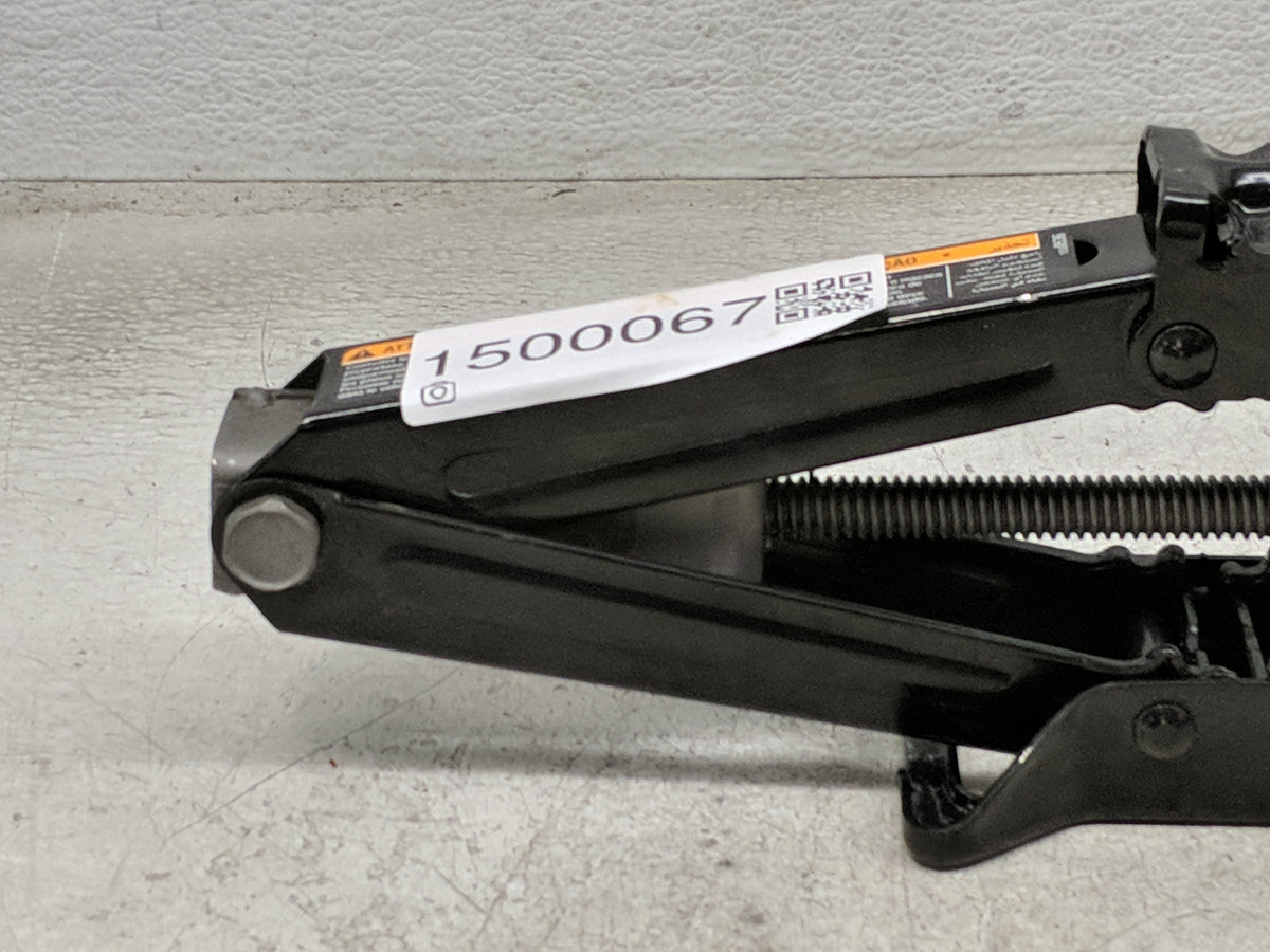 2015 Chevrolet Sonic Spare Scissor Car Jack Black - Oemusedautoparts1.com