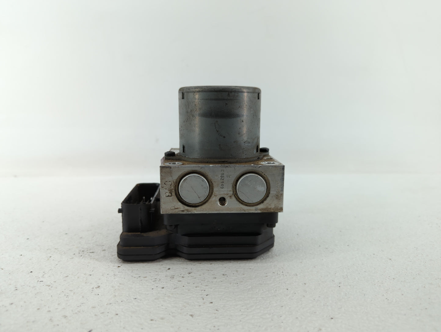 2015-2016 Chevrolet Sonic ABS Pump Control Module Replacement P/N:94781825 Fits Fits 2015 2016 OEM Used Auto Parts - Oemused