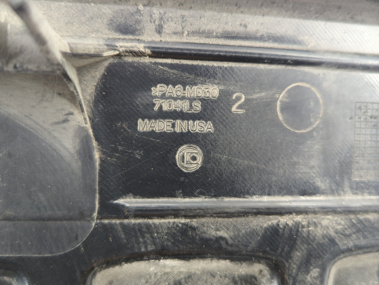 2015 Chevrolet Sonic Engine Cover - Oemusedautoparts1.com