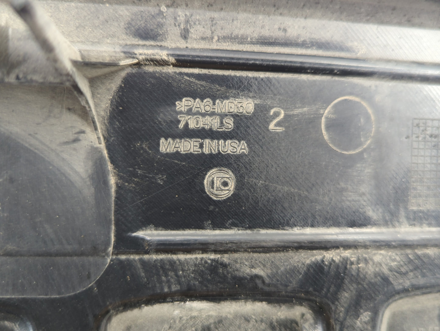 2015 Chevrolet Sonic Engine Cover - Oemusedautoparts1.com