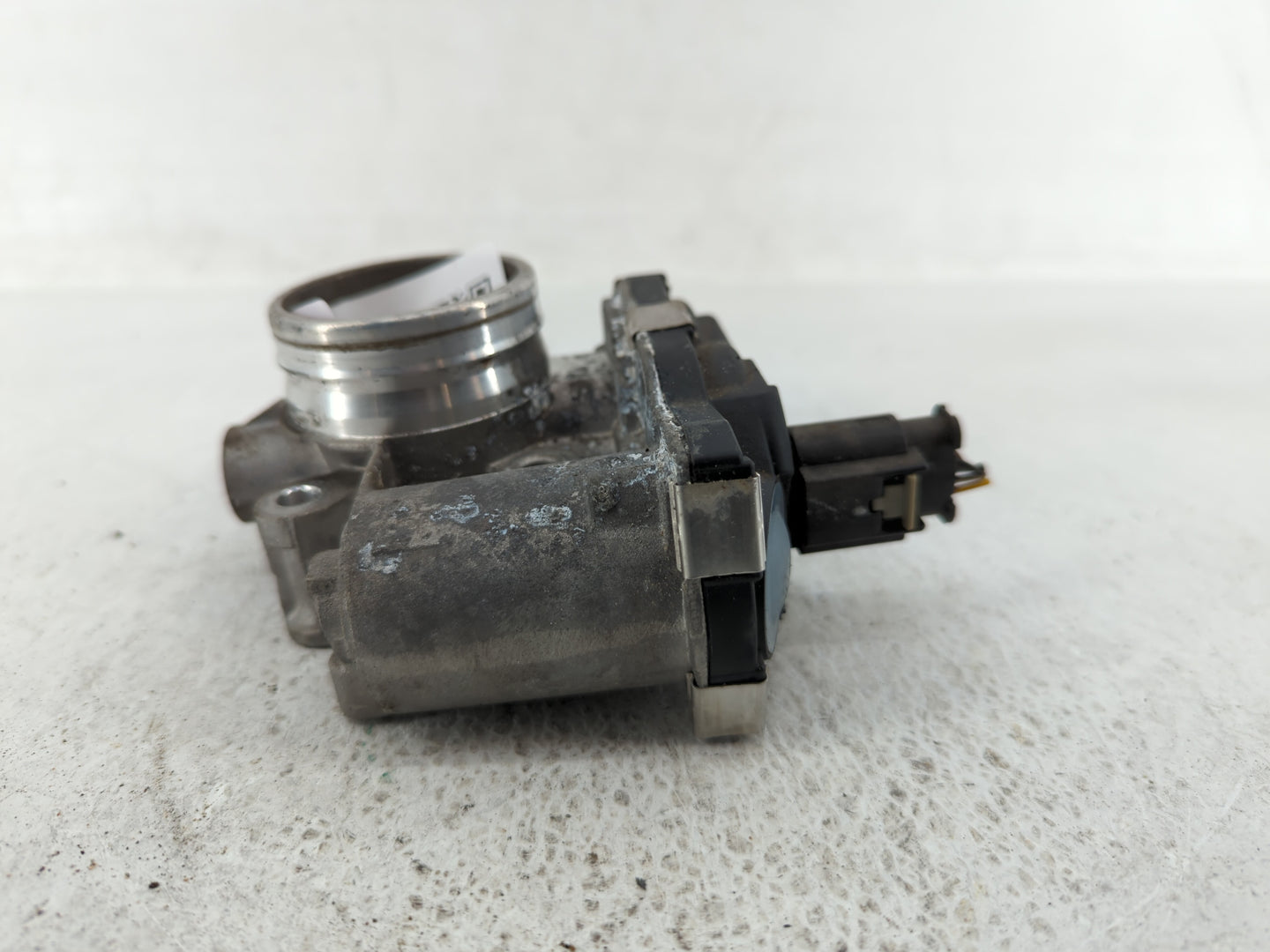 2012-2019 Chevrolet Sonic Throttle Body P/N:12644239AA 55581662 Fits Fits 2011 2012 2013 2014 2015 2016 2017 2018 2019 2020 