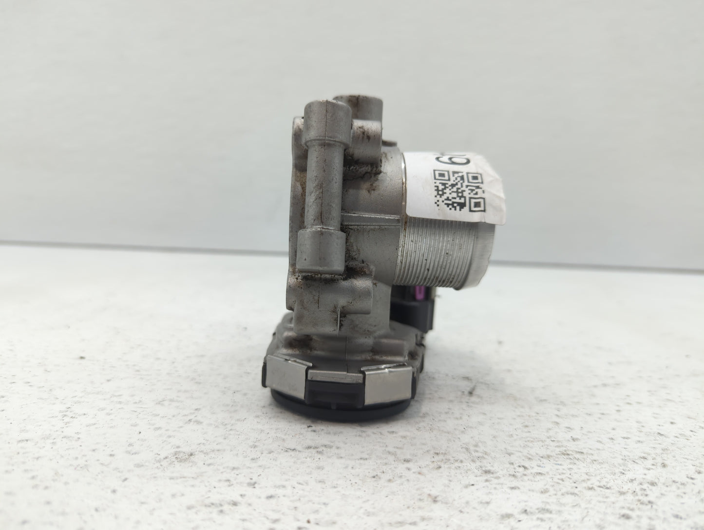 2012-2019 Chevrolet Sonic Throttle Body P/N:55581662 55565489 Fits Fits 2011 2012 2013 2014 2015 2016 2017 2018 2019 2020 20