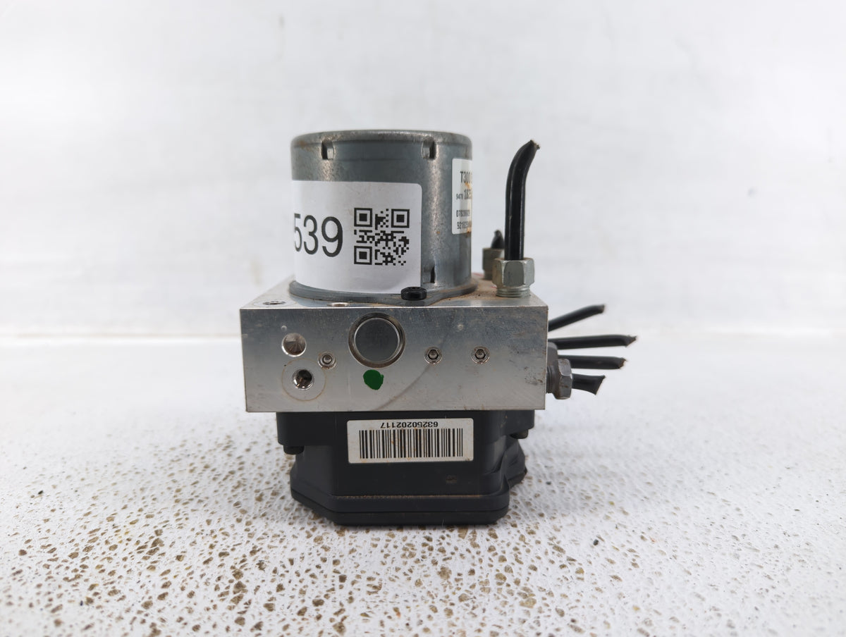 2015-2016 Chevrolet Sonic Anti-Lock Brake ABS Pump Module Actuator OEM P/N:94781825 Fits Fits 2015 2016 OEM Used Auto Parts 