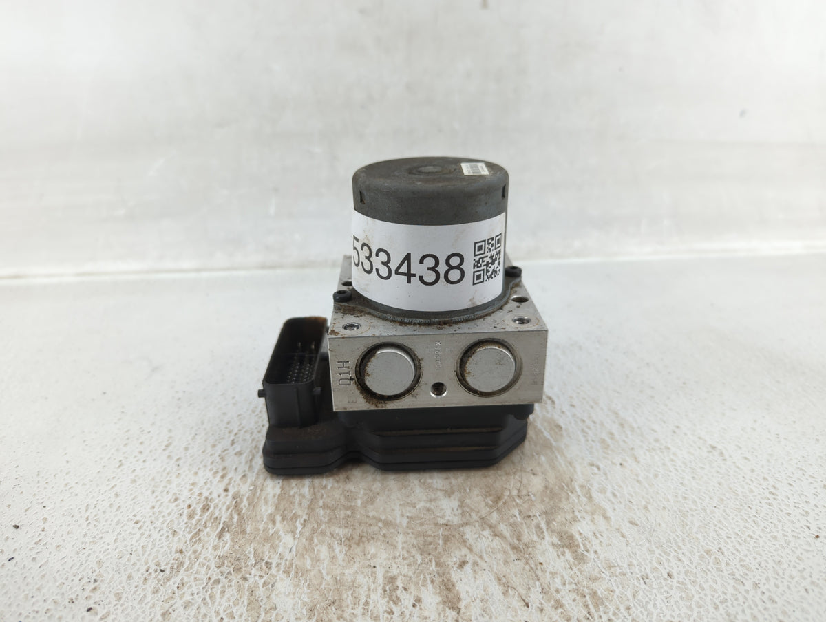 2015-2016 Chevrolet Sonic Anti-Lock Brake ABS Pump Module Actuator OEM P/N:94781825 Fits Fits 2015 2016 OEM Used Auto Parts 