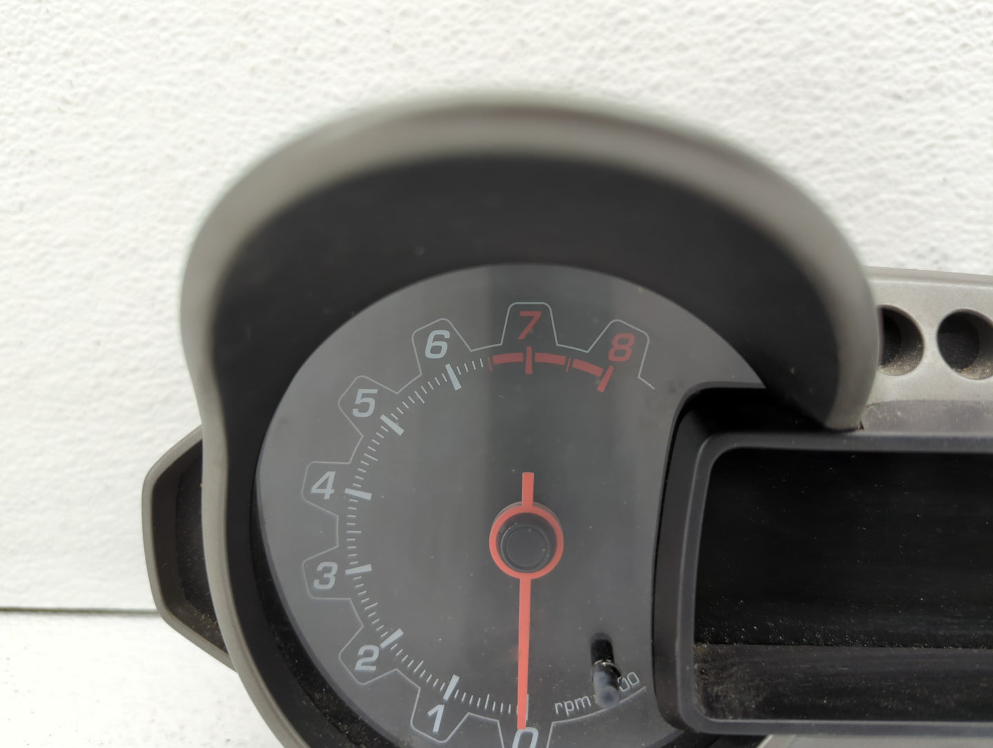 2015 Chevrolet Sonic Instrument Cluster Speedometer Gauges P/N:95271790 83800-F2U80-00 Fits OEM Used Auto Parts - Oemusedaut