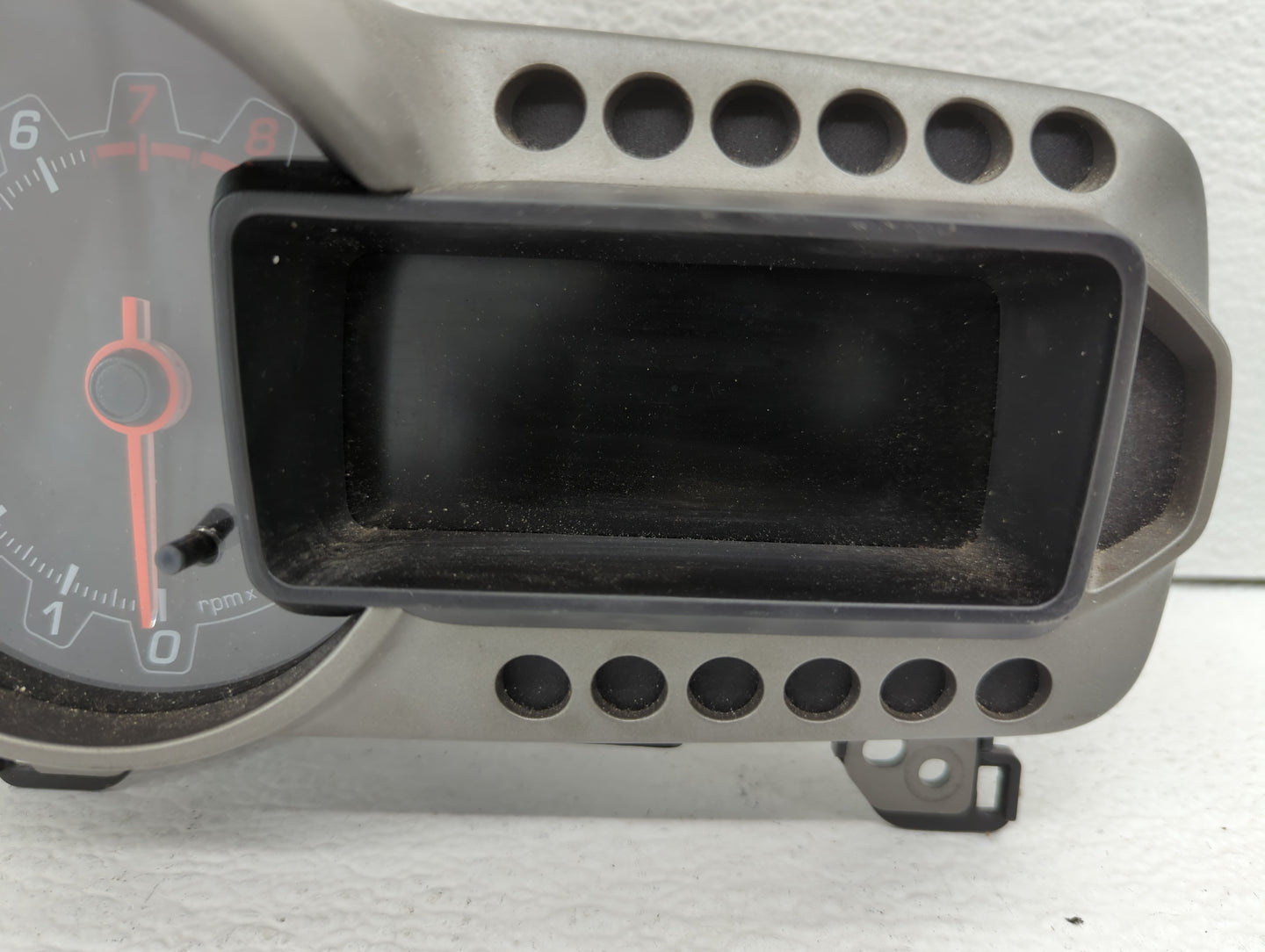 2015 Chevrolet Sonic Instrument Cluster Speedometer Gauges P/N:95271790 83800-F2U80-00 Fits OEM Used Auto Parts - Oemusedaut