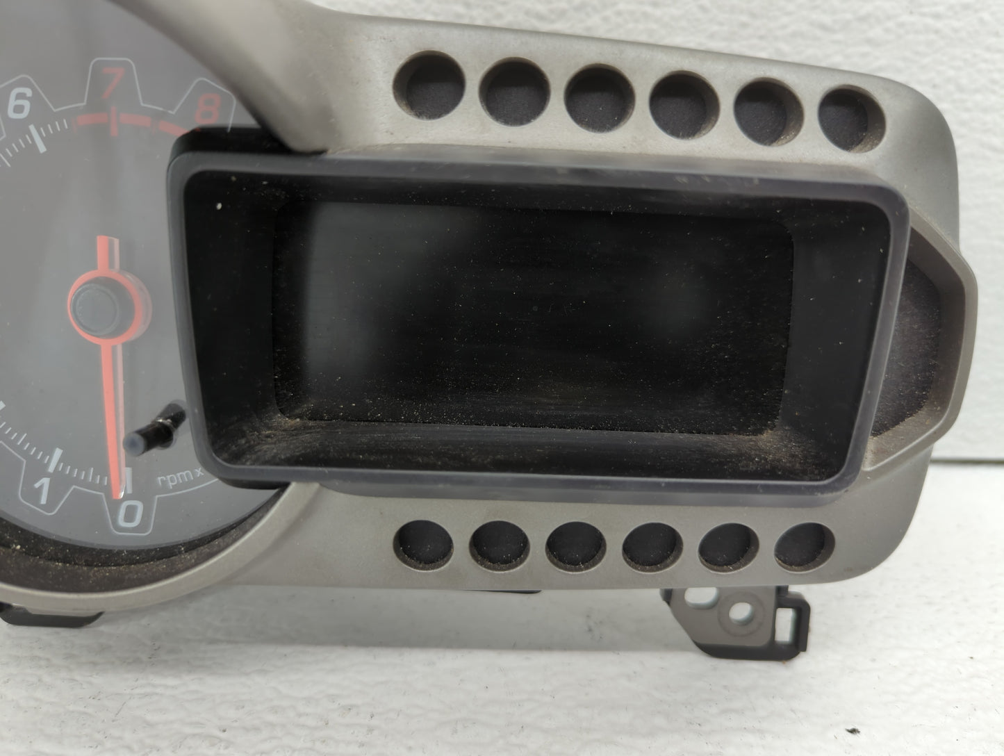 2015 Chevrolet Sonic Instrument Cluster Speedometer Gauges P/N:95271790 83800-F2U80-00 Fits OEM Used Auto Parts - Oemusedaut