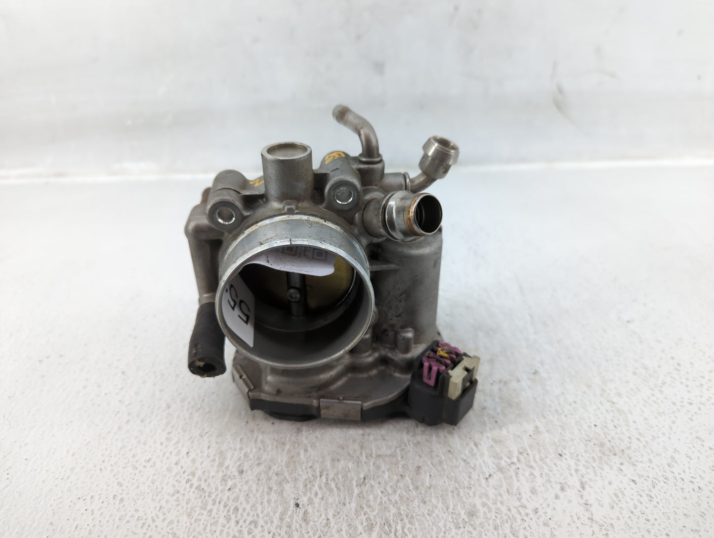 2012-2018 Chevrolet Sonic Throttle Body P/N:55561495 Fits Fits 2009 2010 2011 2012 2013 2014 2015 2016 2017 2018 OEM Used Au