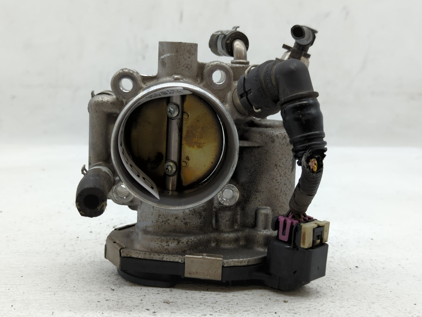 2012-2018 Chevrolet Sonic Throttle Body P/N:55561495 Fits Fits 2009 2010 2011 2012 2013 2014 2015 2016 2017 2018 OEM Used Au