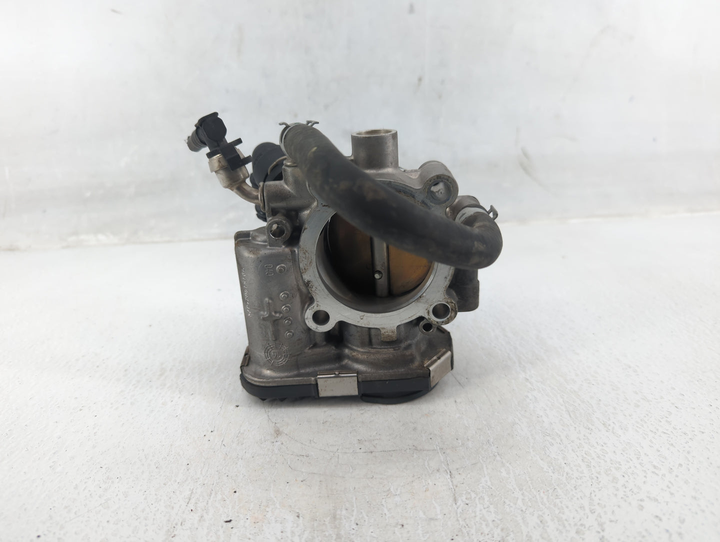 2012-2018 Chevrolet Sonic Throttle Body P/N:55561425 Fits Fits 2009 2010 2011 2012 2013 2014 2015 2016 2017 2018 OEM Used Au