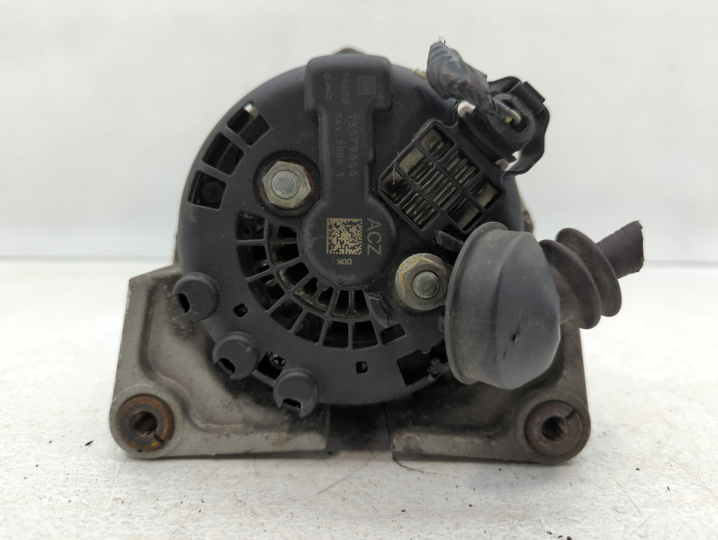 2012-2018 Chevrolet Sonic Alternator Replacement Generator Charging Assembly Engine OEM P/N:13579666 Fits OEM Used Auto Part