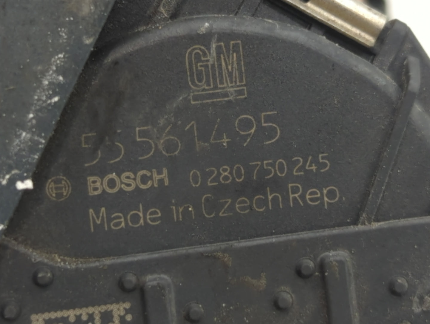 2012-2018 Chevrolet Sonic Throttle Body P/N:55561495 Fits Fits 2009 2010 2011 2012 2013 2014 2015 2016 2017 2018 OEM Used Au