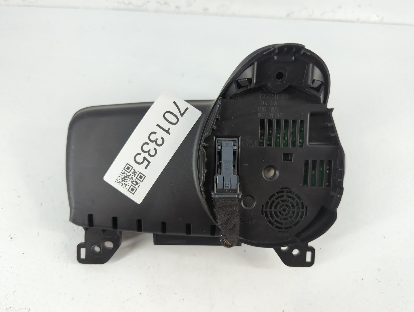 2015-2016 Chevrolet Sonic Instrument Cluster Speedometer Gauges Fits Fits 2015 2016 OEM Used Auto Parts - Oemusedautoparts1.