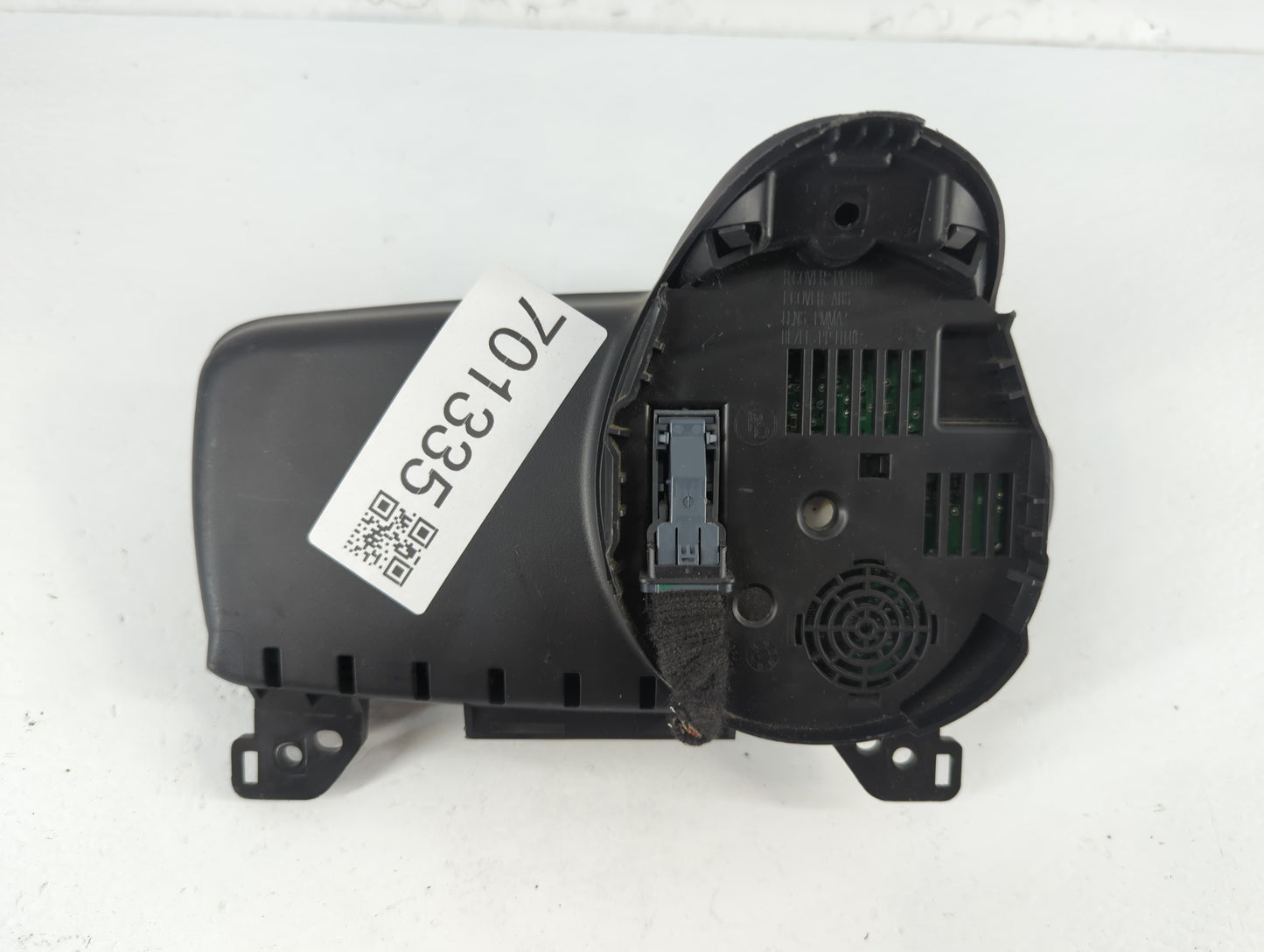 2015-2016 Chevrolet Sonic Instrument Cluster Speedometer Gauges Fits Fits 2015 2016 OEM Used Auto Parts - Oemusedautoparts1.