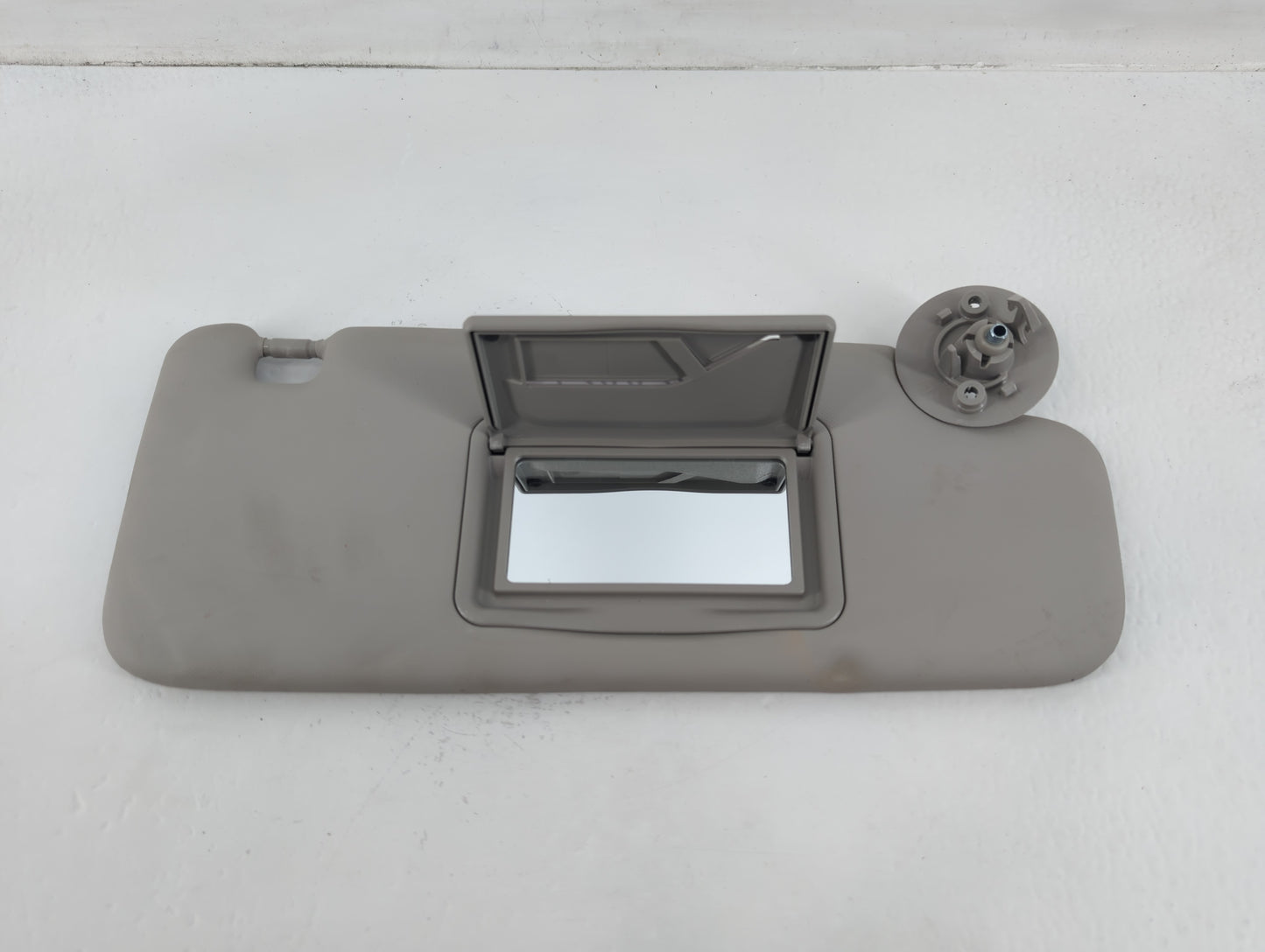 2012-2019 Chevrolet Sonic Sun Visor Shade Replacement Driver Left Mirror Fits Fits 2012 2013 2014 2015 2016 2017 2018 2019 O