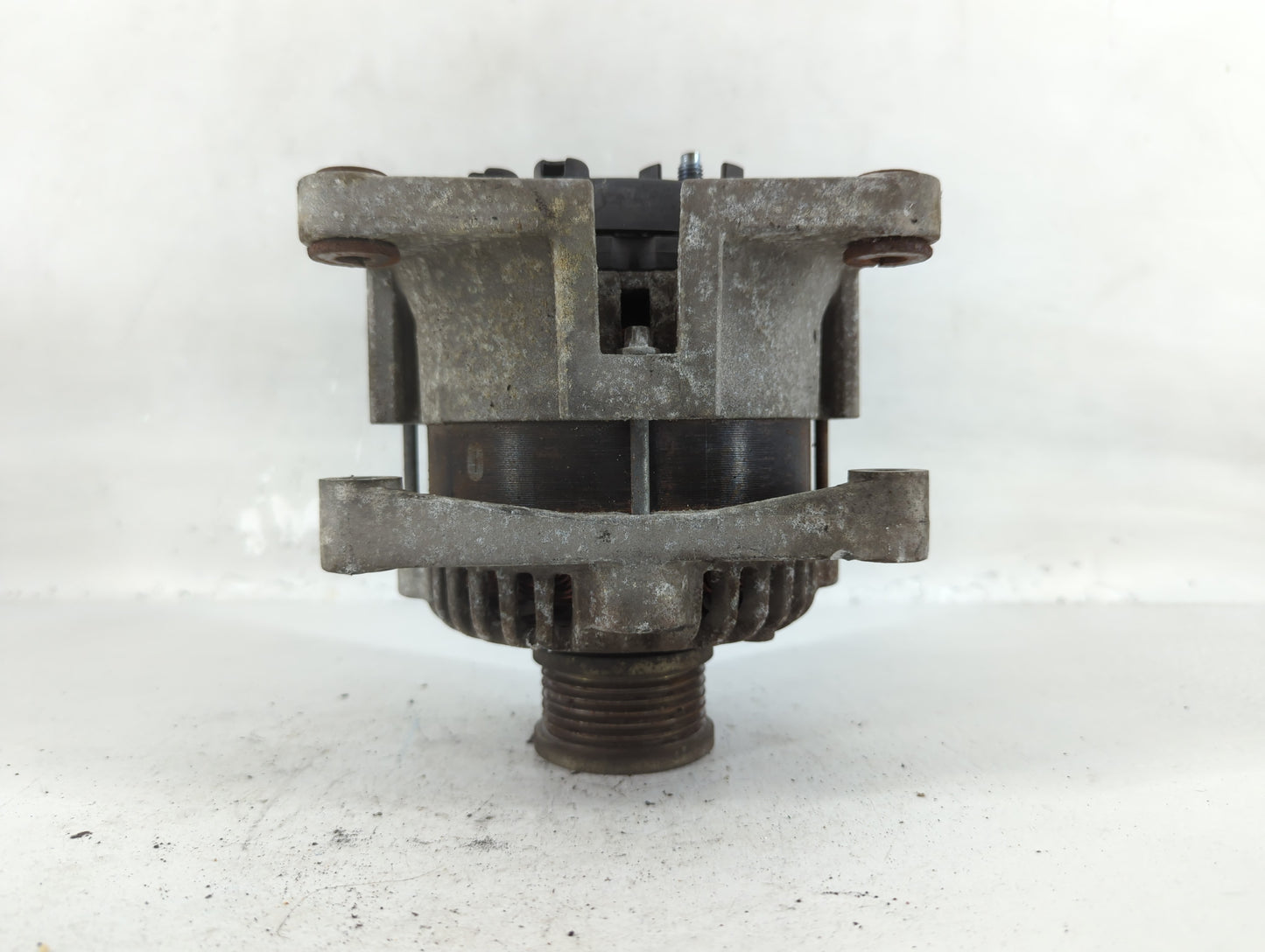 2012-2018 Chevrolet Sonic Alternator Replacement Generator Charging Assembly Engine OEM P/N:15A17 13579666 Fits OEM Used Aut