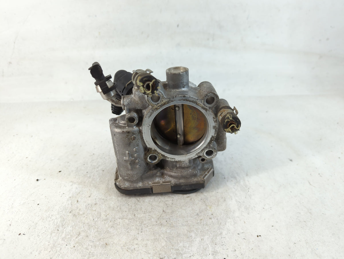 2015 Chevrolet Sonic Throttle Body P/N:55 561495 Fits Fits 2014 2016 2017 OEM Used Auto Parts - Oemusedautoparts1.com