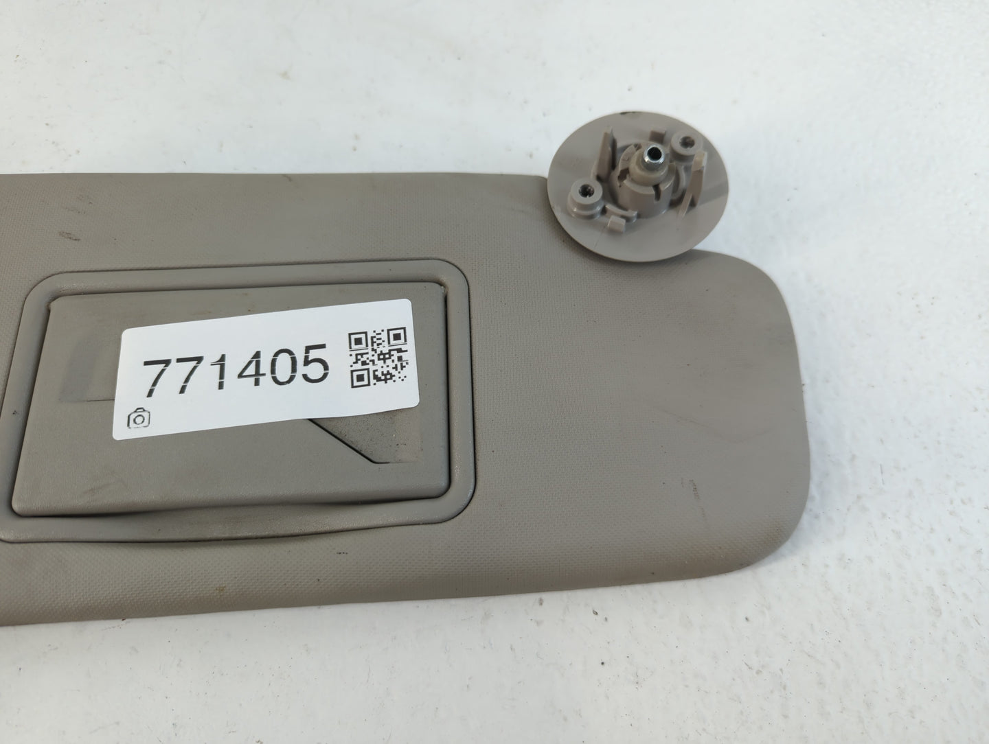 2012-2019 Chevrolet Sonic Sun Visor Shade Replacement Passenger Right Mirror Fits Fits 2012 2013 2014 2015 2016 2017 2018 20