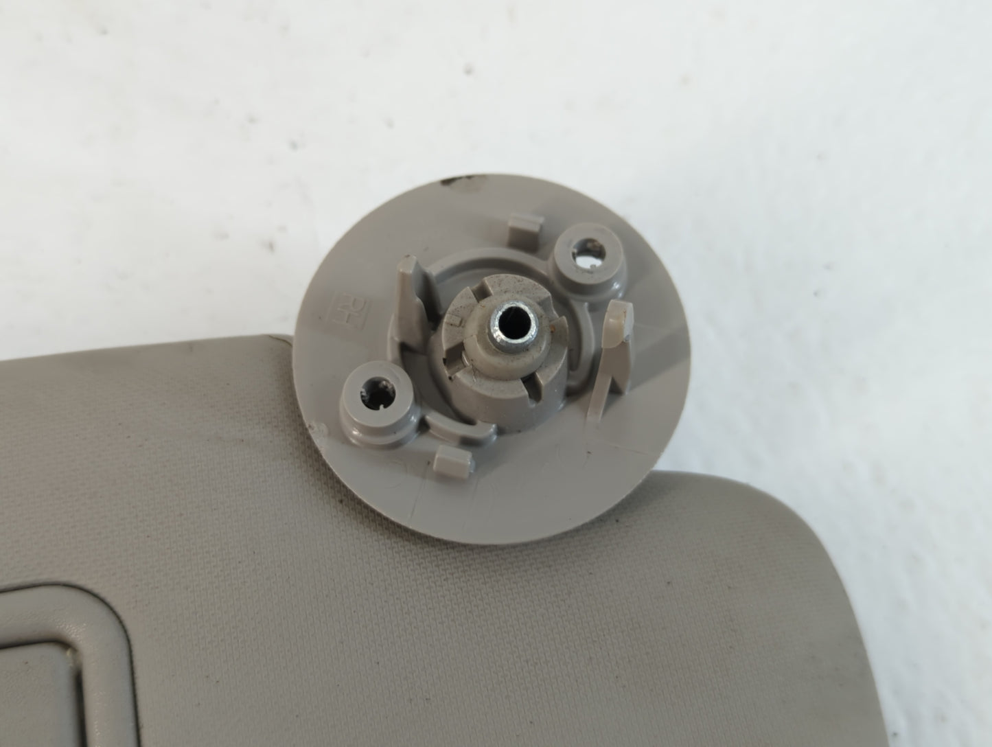 2012-2019 Chevrolet Sonic Sun Visor Shade Replacement Passenger Right Mirror Fits Fits 2012 2013 2014 2015 2016 2017 2018 20