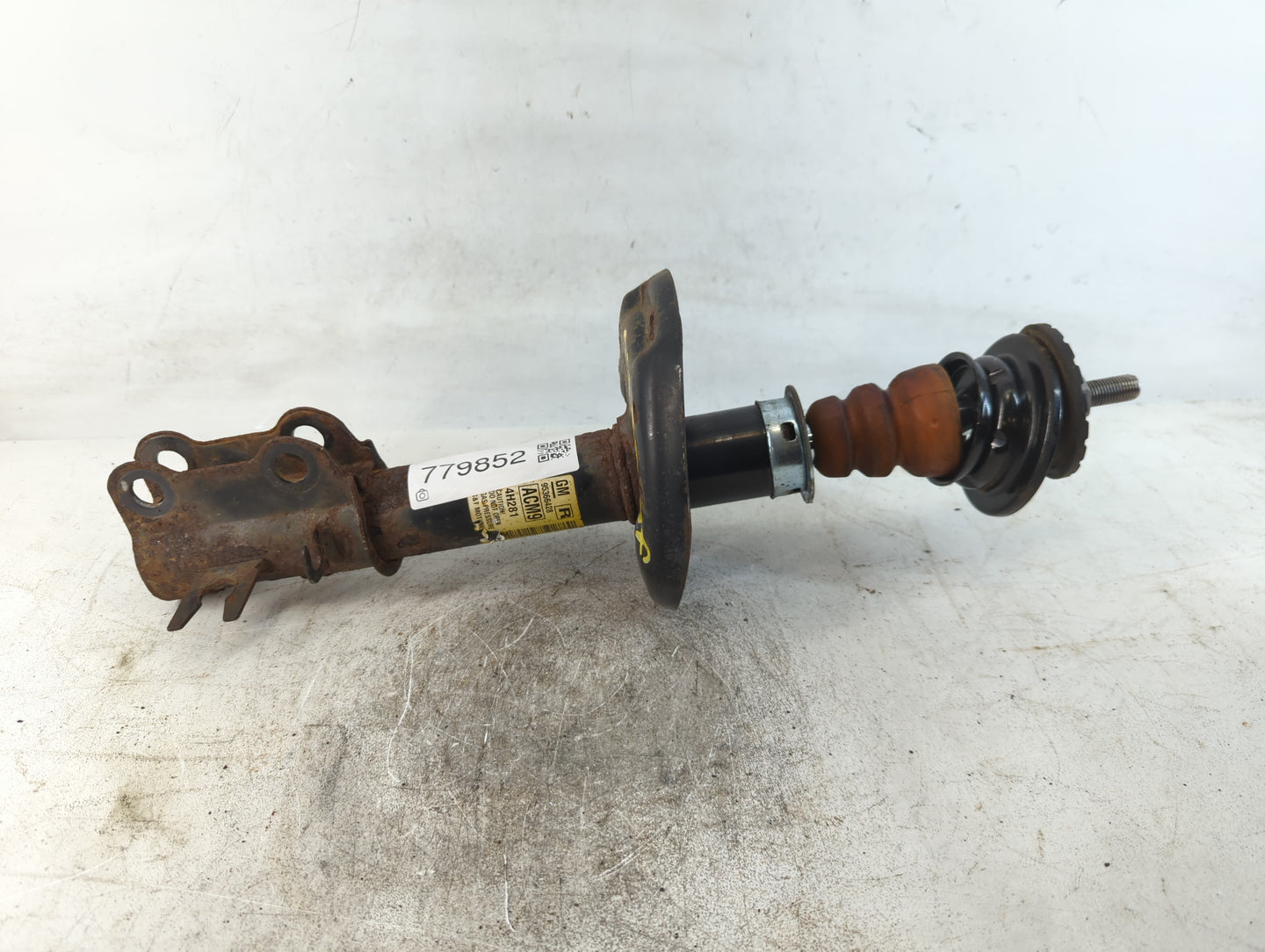 2012-2019 Chevrolet Sonic Drivers Rear Strut Assembly Oem - Oemusedautoparts1.com