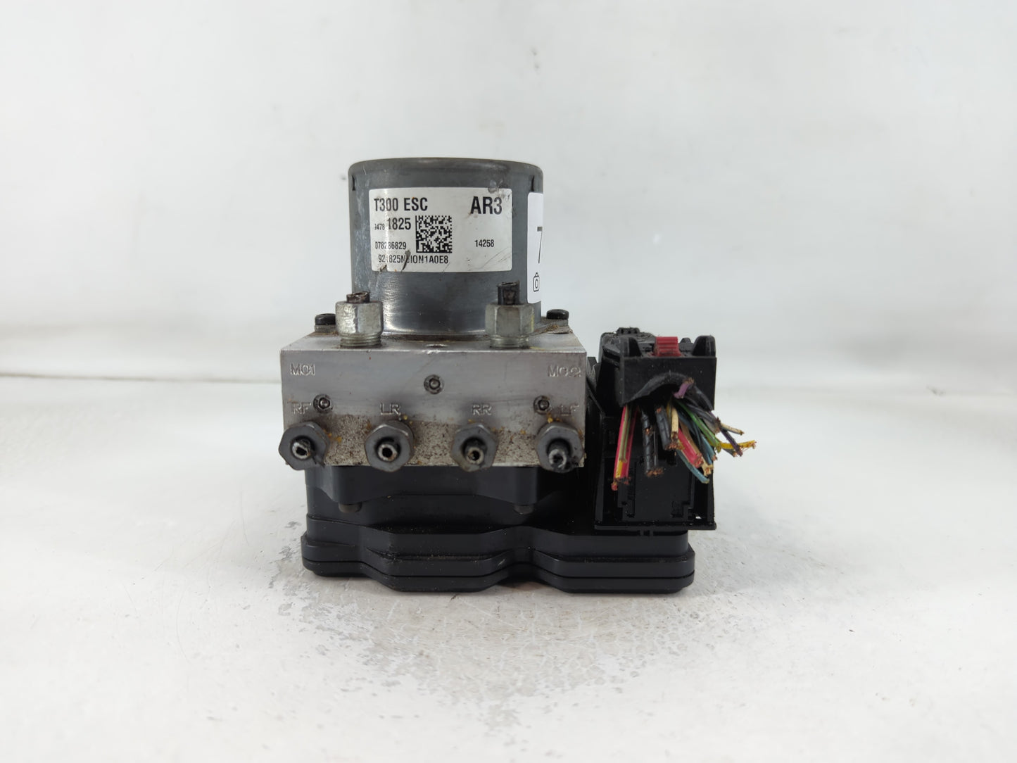 2015-2016 Chevrolet Sonic ABS Pump Control Module Replacement P/N:94781825 Fits Fits 2015 2016 OEM Used Auto Parts - Oemused