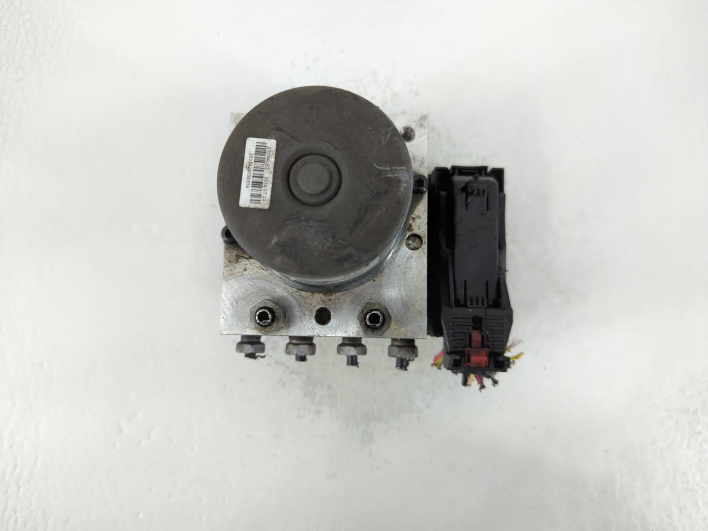 2015-2016 Chevrolet Sonic ABS Pump Control Module Replacement P/N:94781825 Fits Fits 2015 2016 OEM Used Auto Parts - Oemused