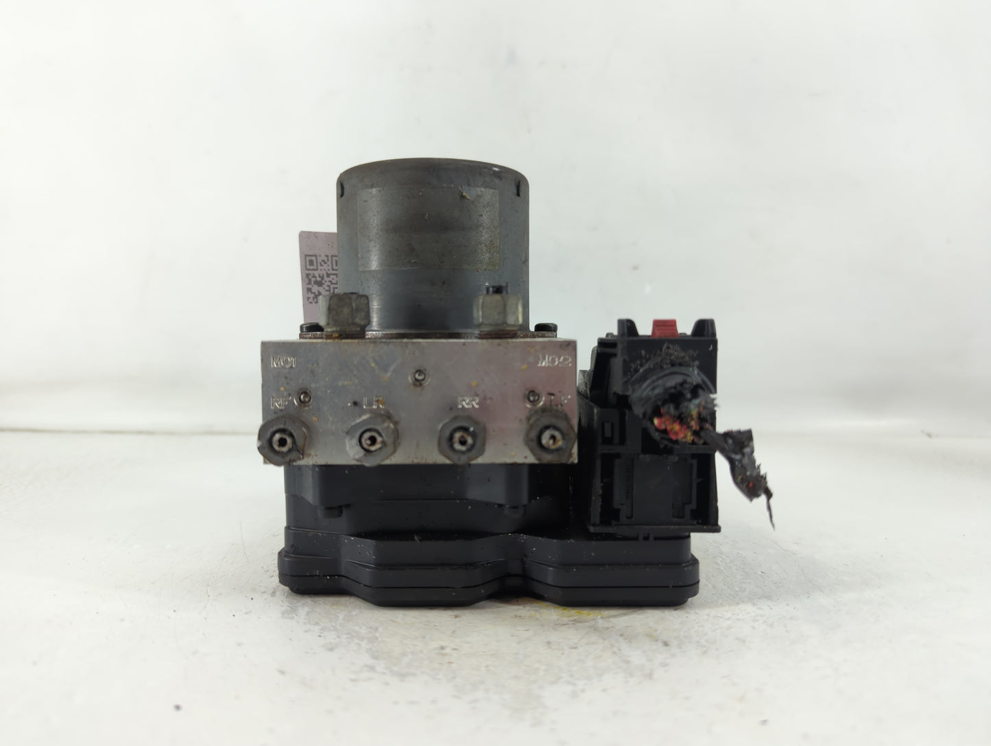 2015-2016 Chevrolet Sonic ABS Pump Control Module Replacement P/N:94781825 Fits Fits 2015 2016 OEM Used Auto Parts - Oemused