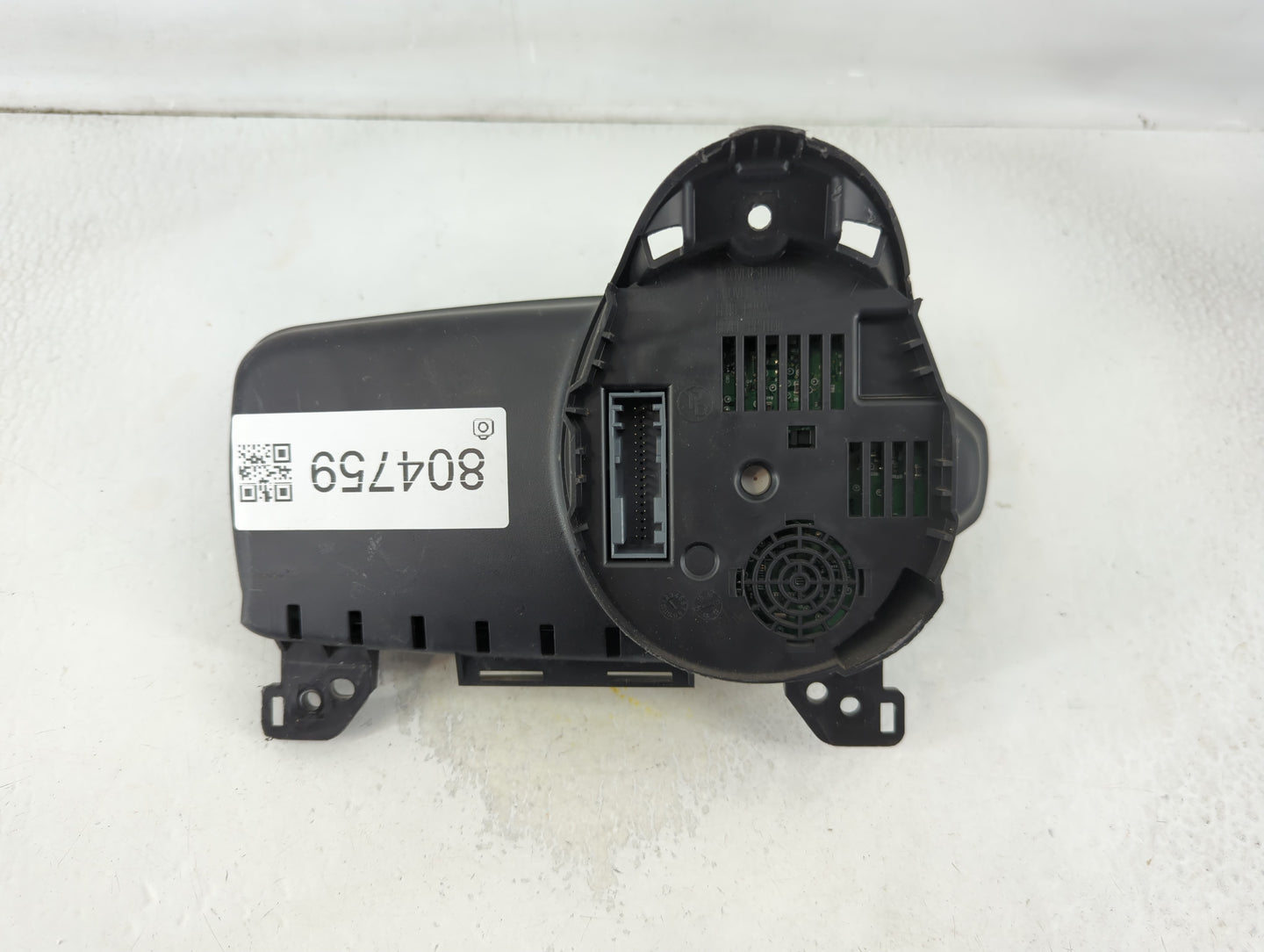 2015-2016 Chevrolet Sonic Instrument Cluster Speedometer Gauges P/N:94532554 Fits Fits 2015 2016 OEM Used Auto Parts - Oemus