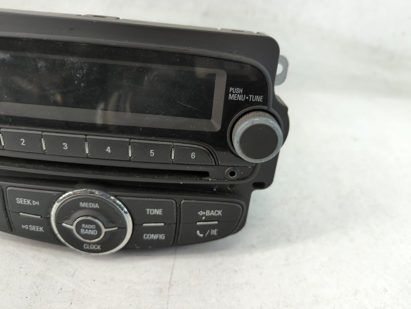2015 Chevrolet Sonic Radio AM FM Cd Player Receiver Replacement P/N:94533602 Fits OEM Used Auto Parts - Oemusedautoparts1.co