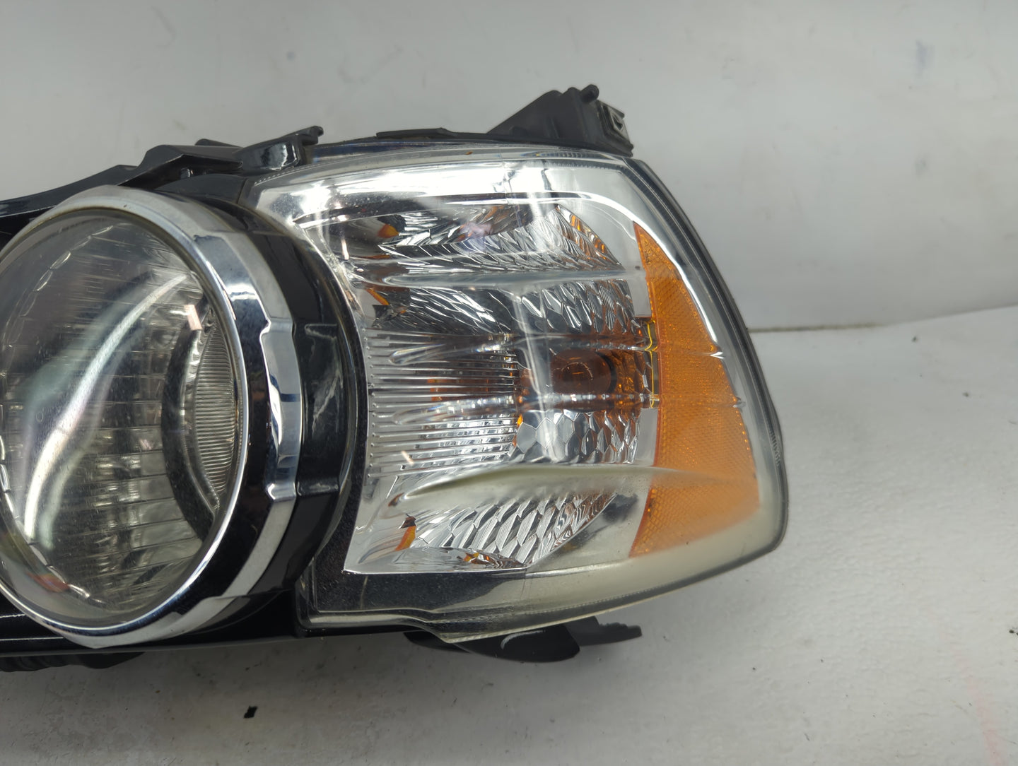 2012-2015 Chevrolet Sonic Passenger Right Oem Head Light Headlight Lamp 827248 - Oemusedautoparts1.com