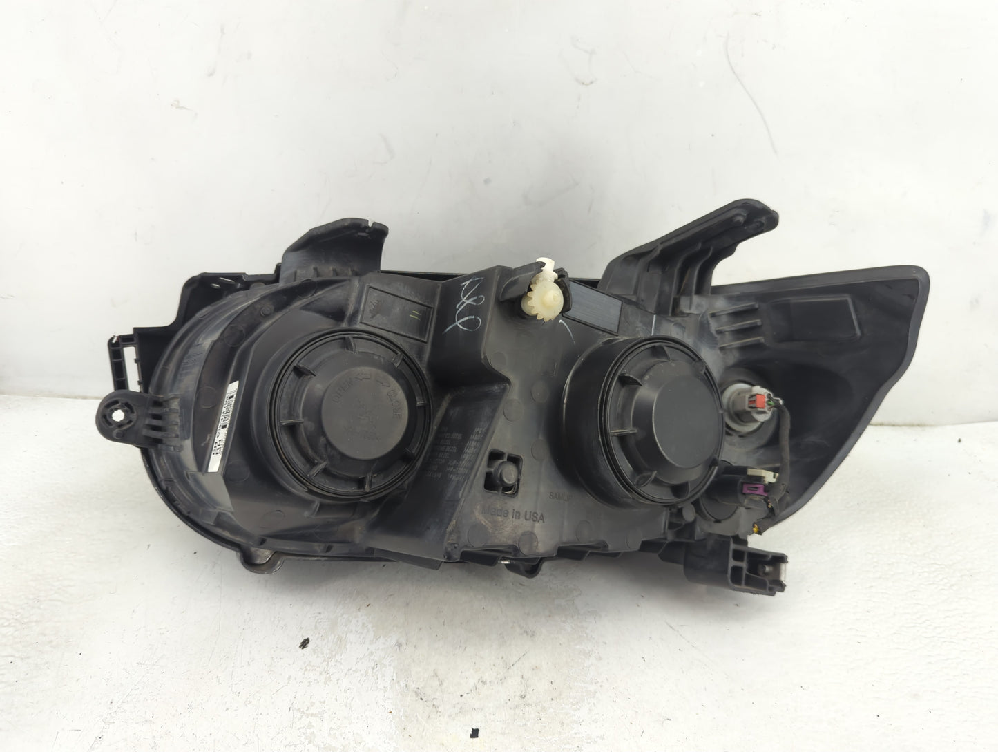 2012-2015 Chevrolet Sonic Passenger Right Oem Head Light Headlight Lamp 827248 - Oemusedautoparts1.com