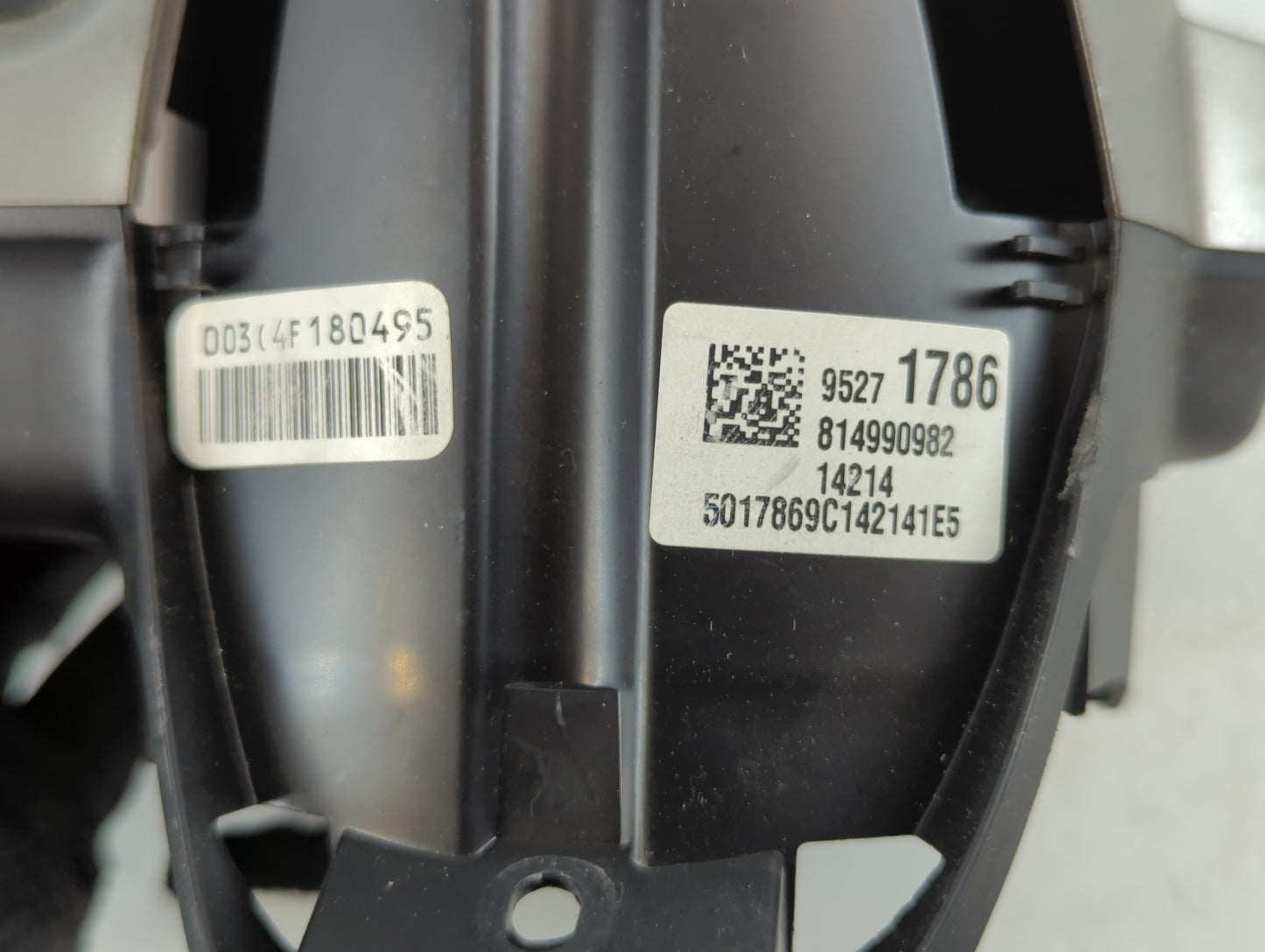 2015 Chevrolet Sonic Instrument Cluster Speedometer Gauges P/N:95271786 Fits OEM Used Auto Parts - Oemusedautoparts1.com