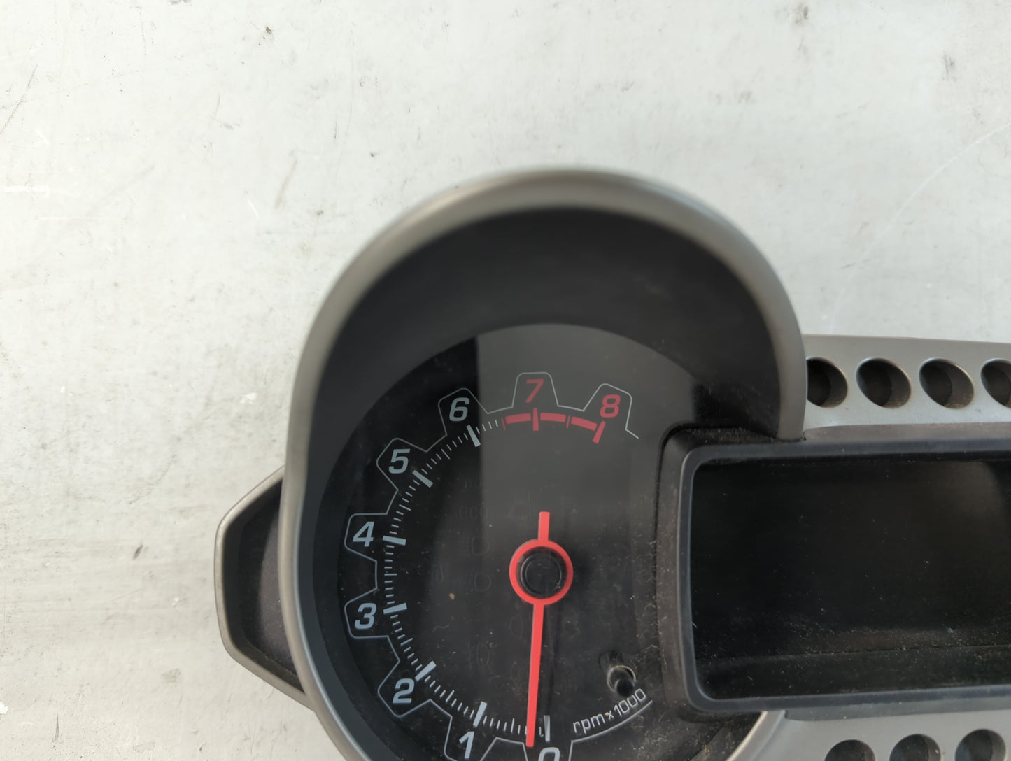 2015-2016 Chevrolet Sonic Instrument Cluster Speedometer Gauges P/N:94532554 Fits Fits 2015 2016 OEM Used Auto Parts - Oemus