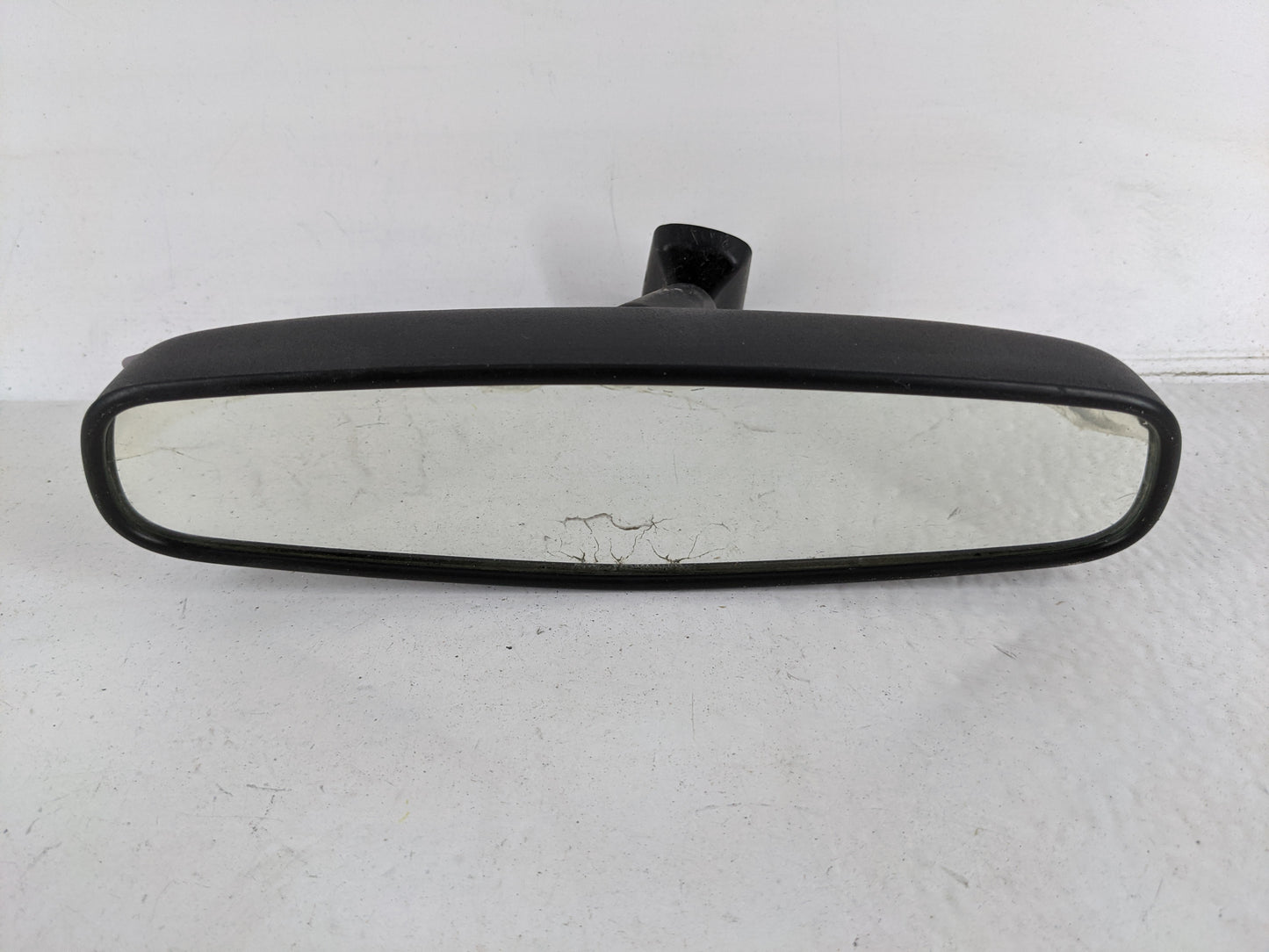 2013-2022 Chevrolet Spark Interior Rear View Mirror Replacement OEM P/N:E11026150 Fits OEM Used Auto Parts - Oemusedautopart