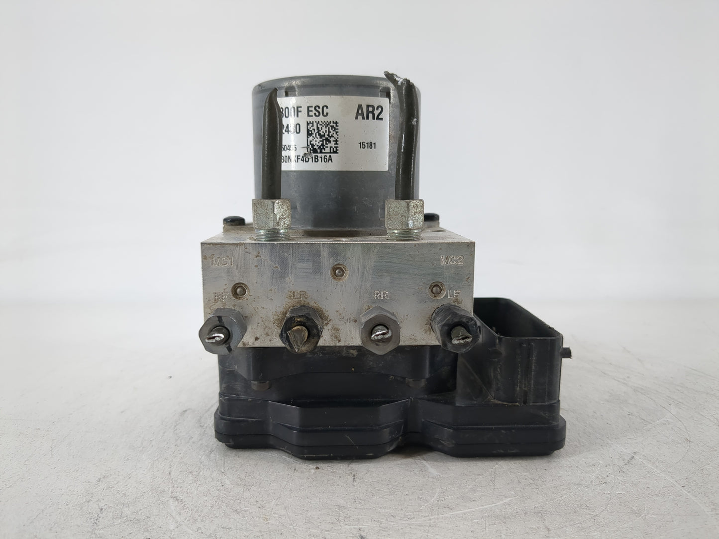 2013-2015 Chevrolet Spark ABS Pump Control Module Replacement P/N:688250455 95442430 Fits Fits 2013 2014 2015 OEM Used Auto 