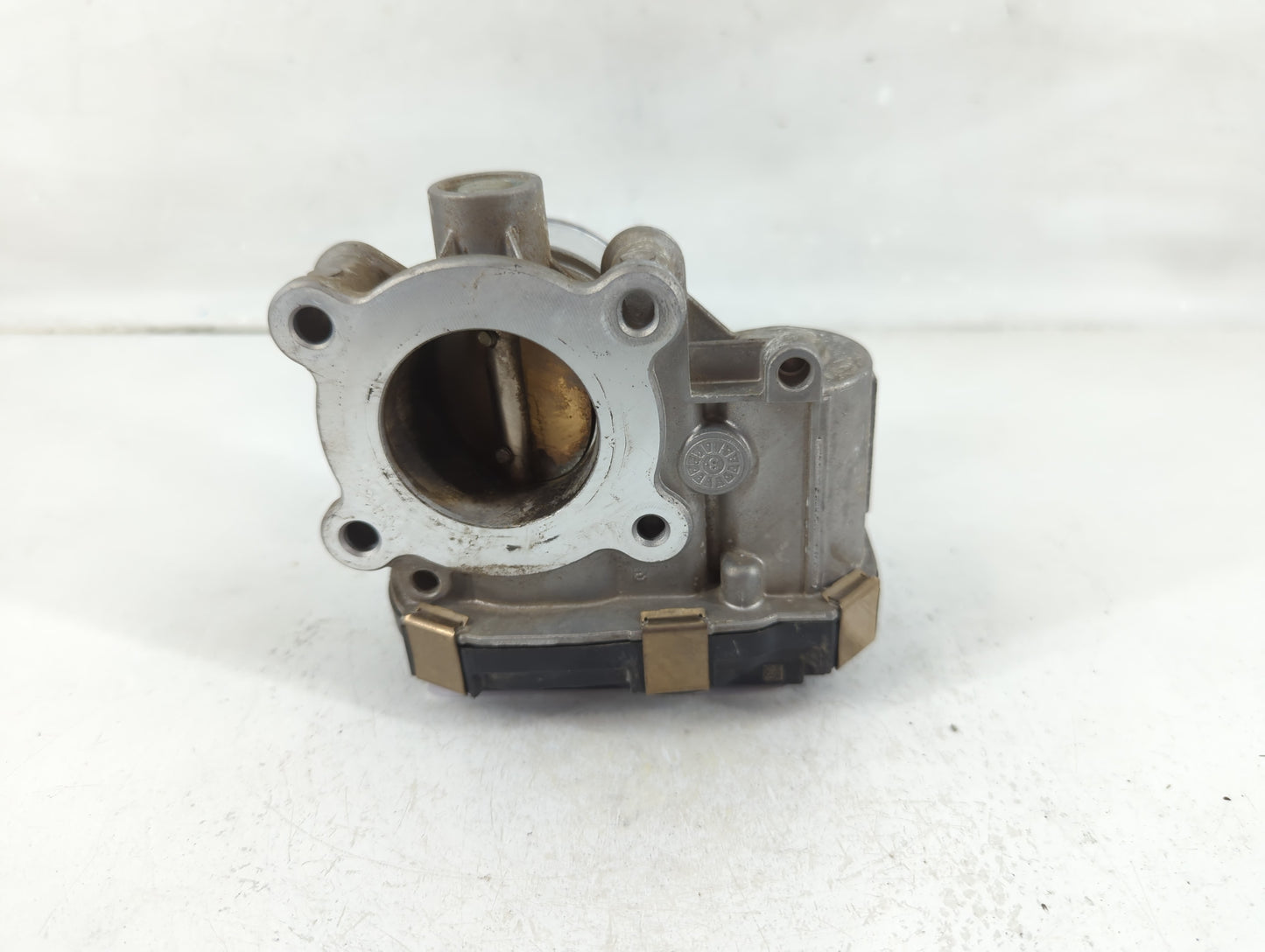 2013-2015 Chevrolet Spark Throttle Body P/N:RME44-1 Fits Fits 2013 2014 2015 OEM Used Auto Parts - Oemusedautoparts1.com